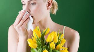 аллергические реакции когда постоянно болит горло