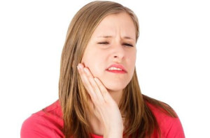 Болит и опухает щека, но зуб не причиняет дискомфорта причины и простые способы снять отек