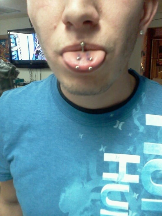 tongue piercing (1)